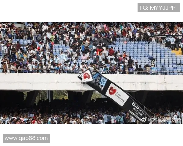 巴塞罗那连续三轮不胜，梅西将留队遭质疑，球迷怒斥管理层混乱