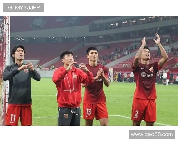 武磊领衔球队冲击亚冠资格赛全力以赴展现中国足球新希望 武磊领衔球队冲击亚冠资格赛全力以赴展现中国足球新希望