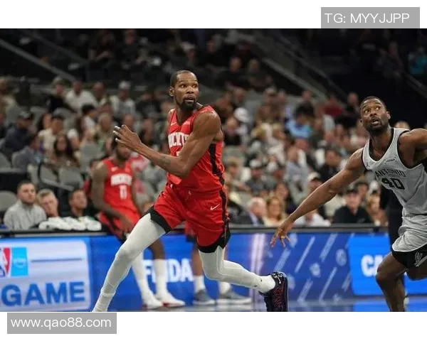 火箭不敌马刺，惊险失利——一场绝地反击的篮球盛宴